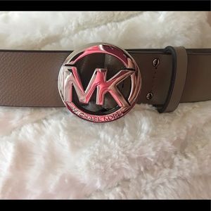 Michael Kors Large Belt Beige